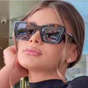 new prada brown italy  صناعه ايطالي بالبوكس